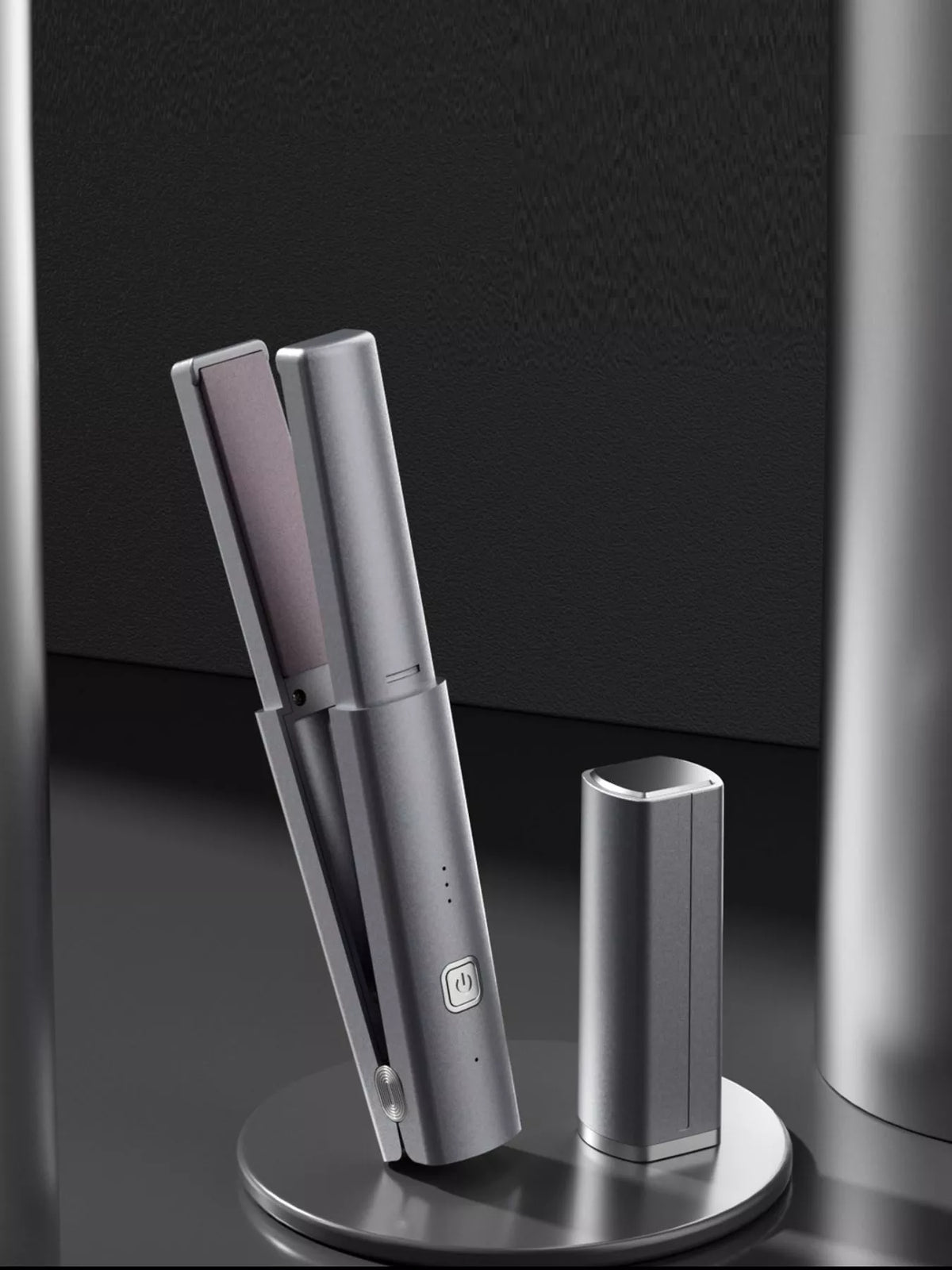 Rechargeable hair straightener heating plates