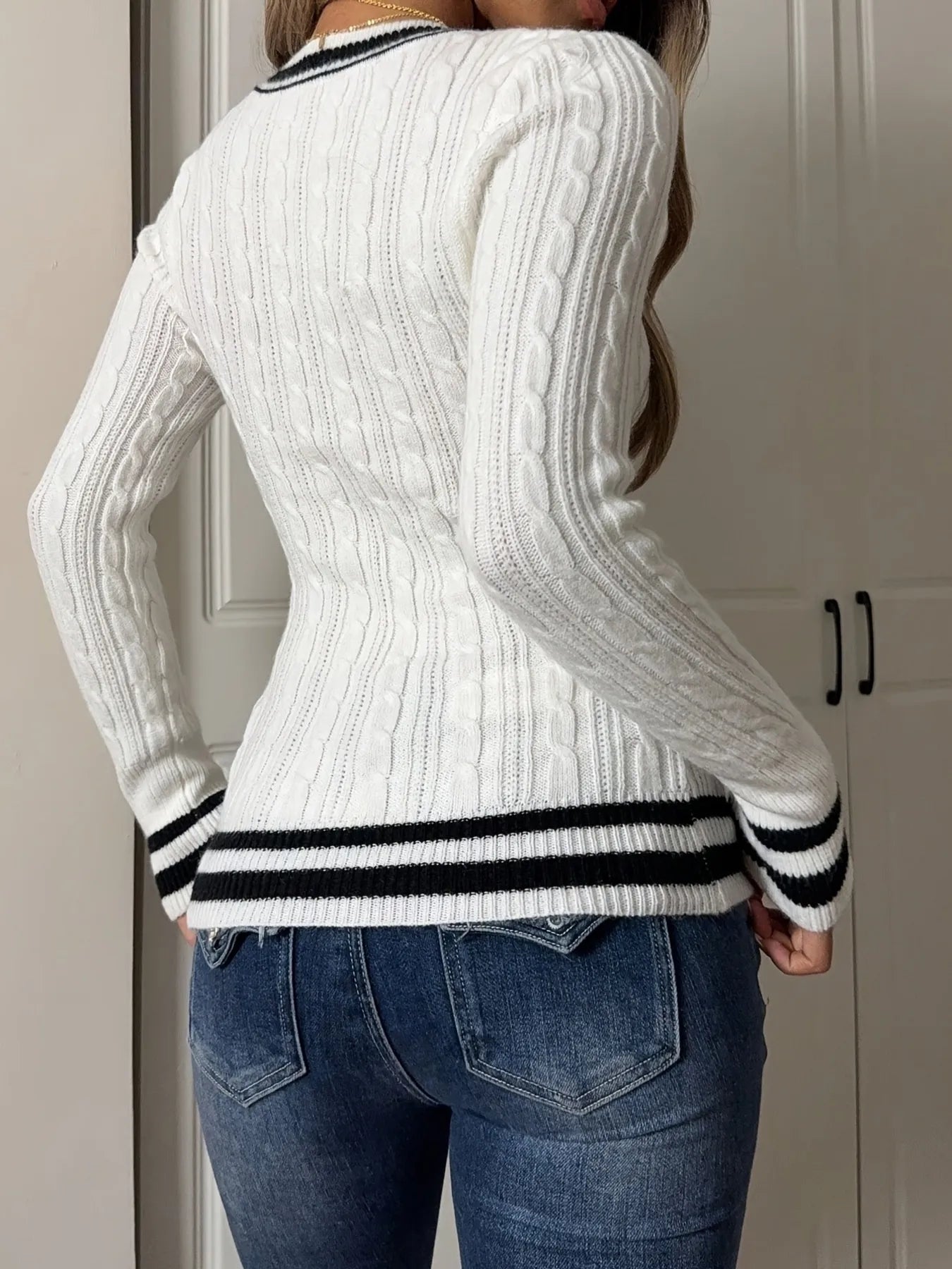 Cable Knit Long Sleeve Sweater - Fashorio