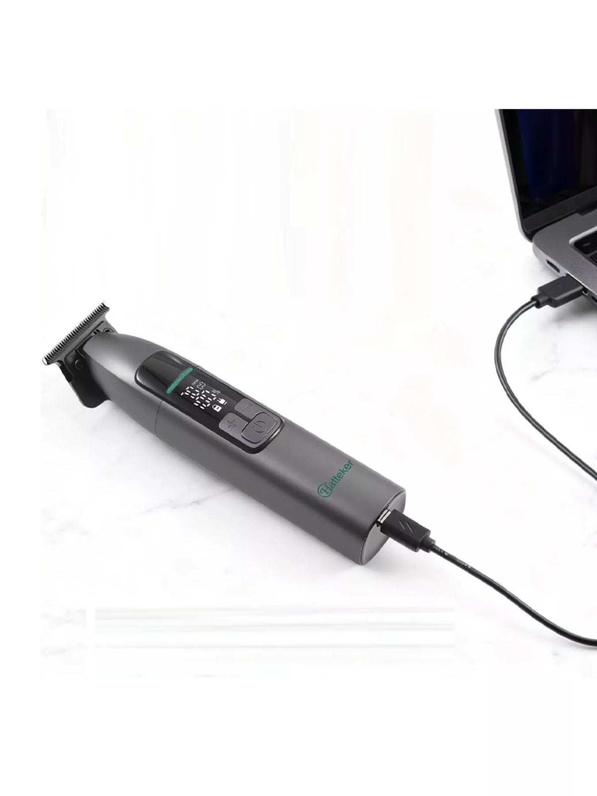 Hair clipper blade detail