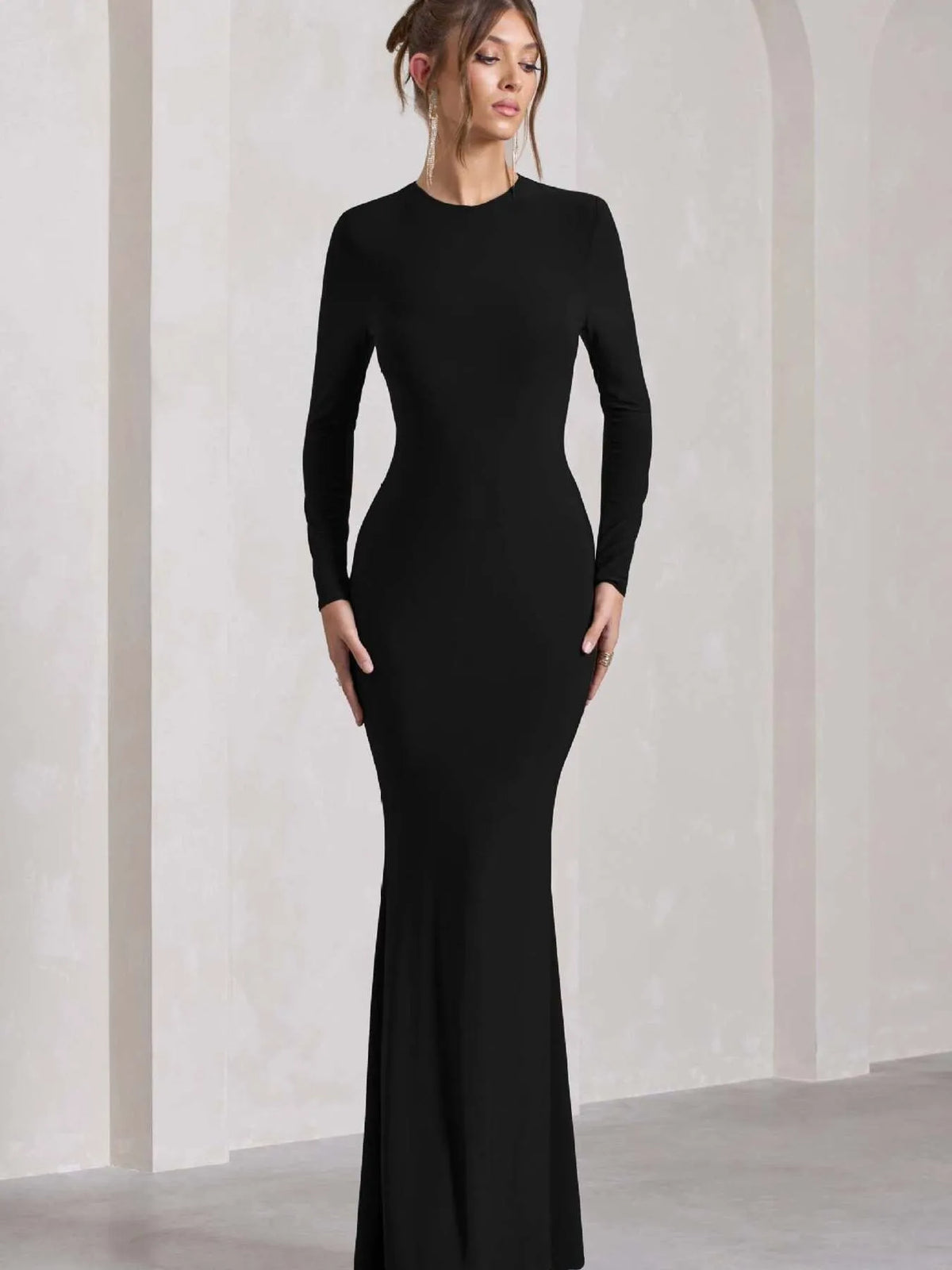 Round neck long sleeve bodycon maxi dress in black front view