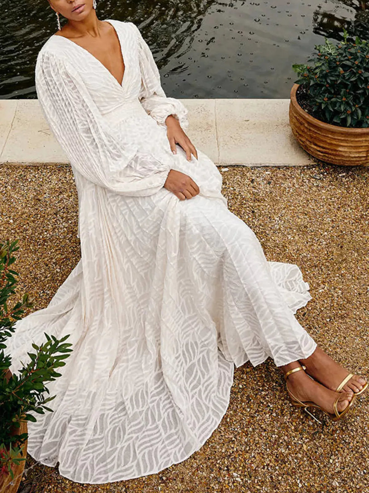V neck long sleeve maxi dress side profile