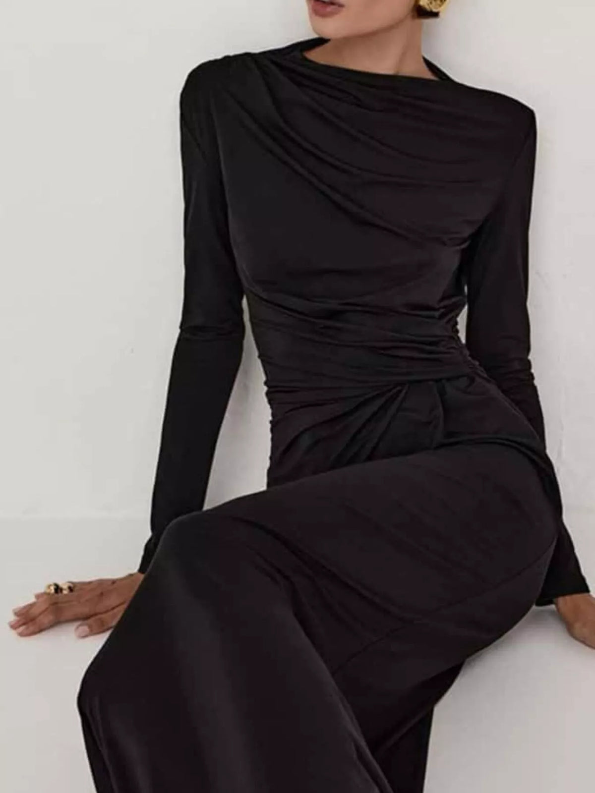 ruched long sleeve bodycon maxi dress sleeve detail