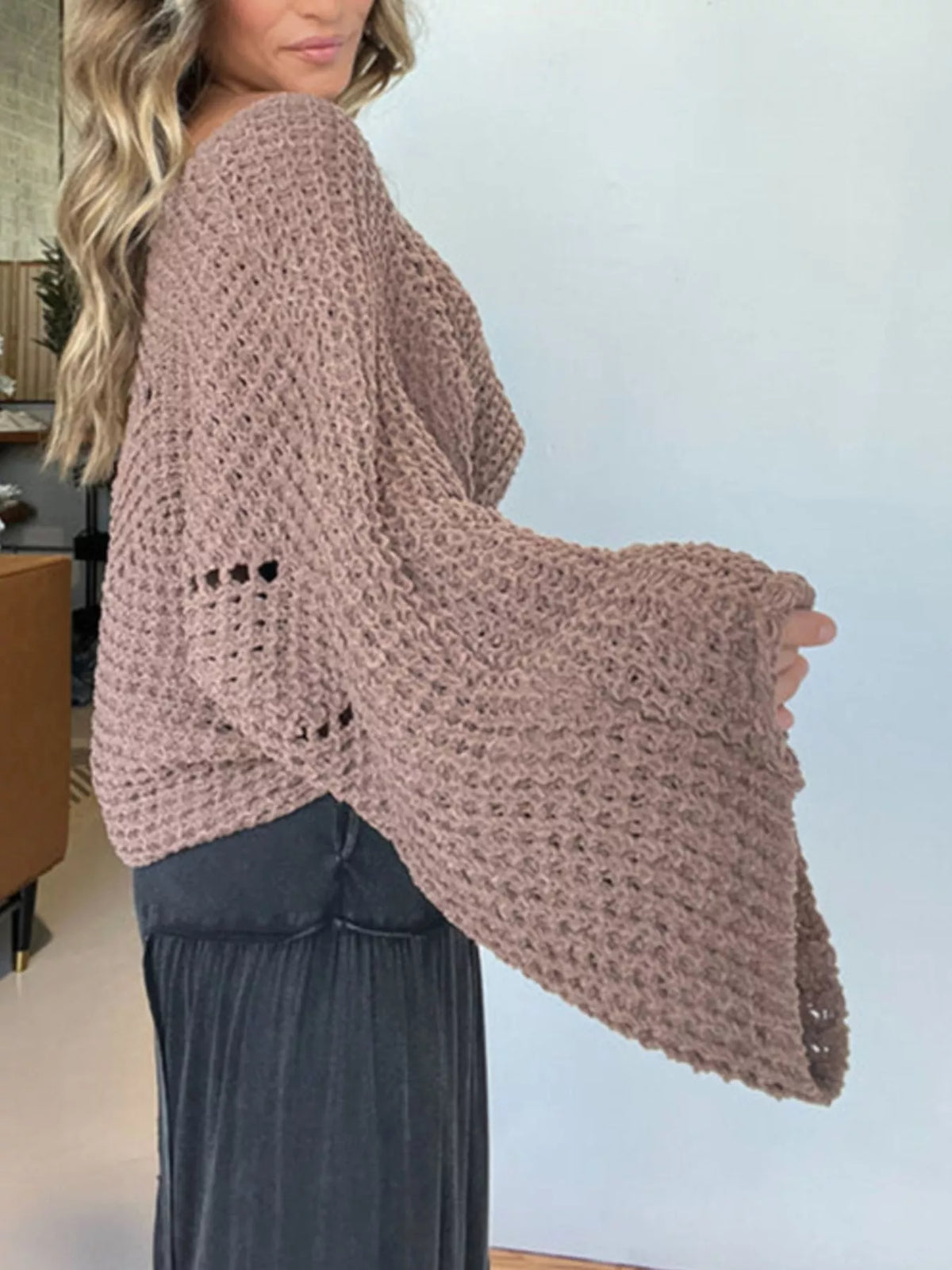openwork batwing sleeve sweater neckline detail