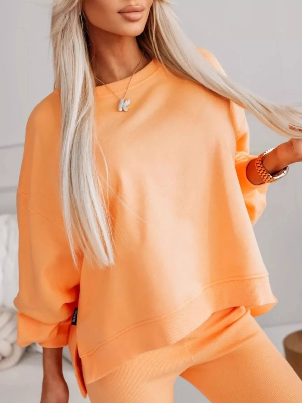 Oversized sweatshirt in yellow back view