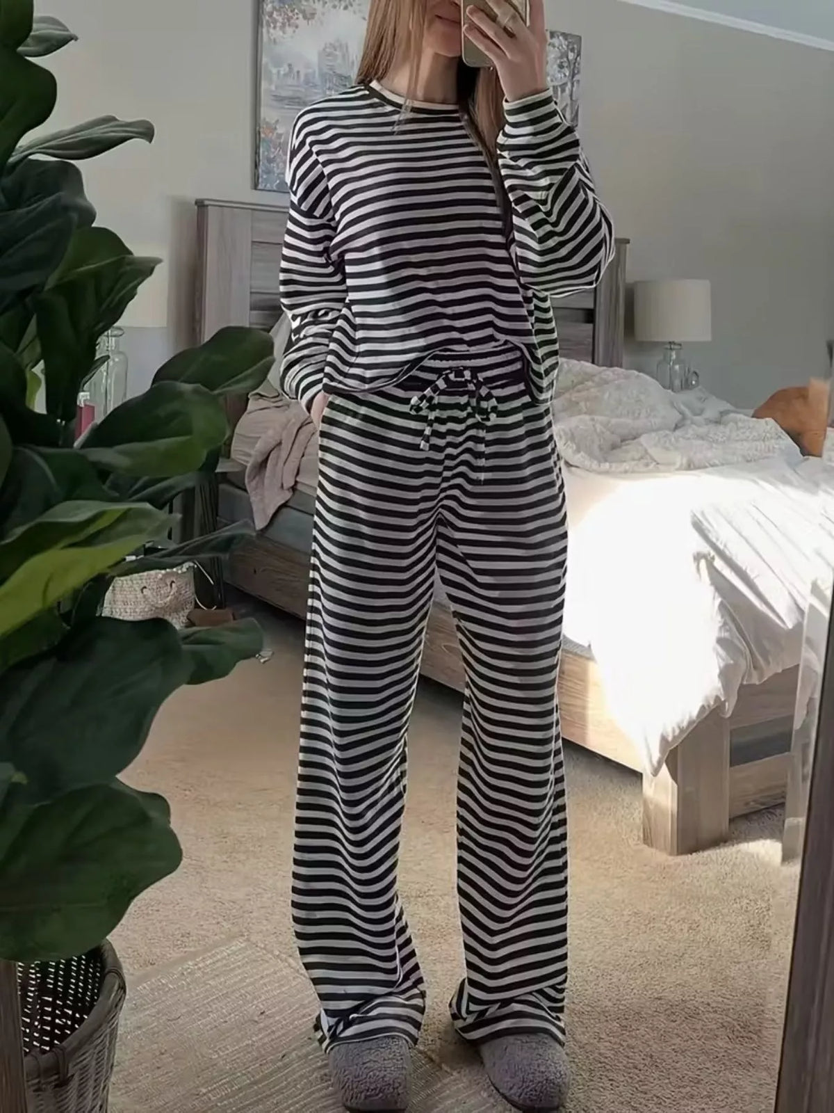 Striped two piece pants set side view