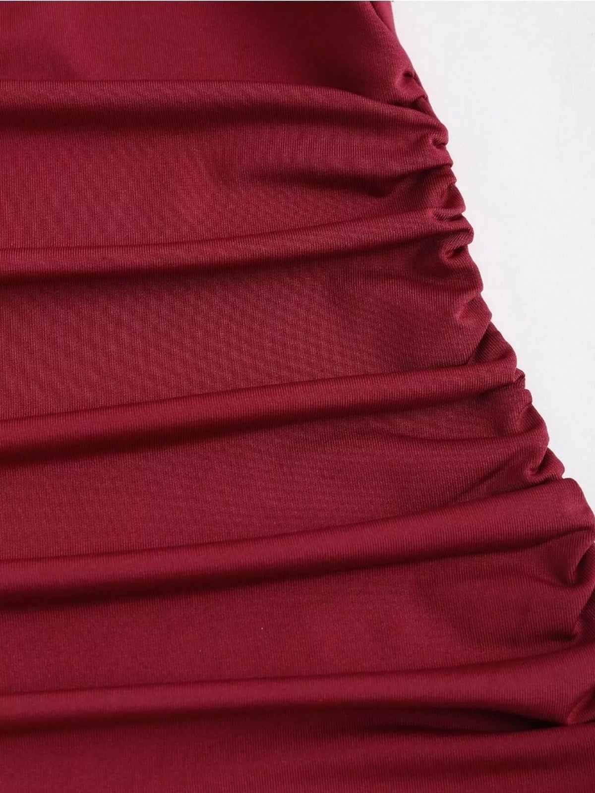 Detail of the flared mermaid hem