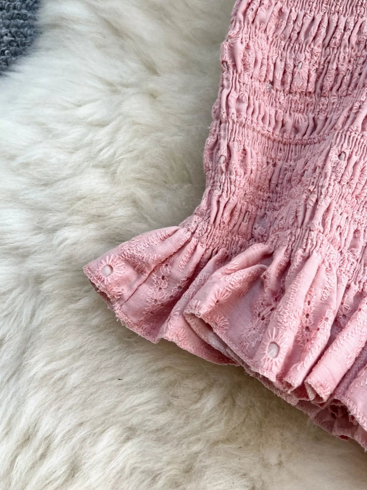 Hollow out skirt from the coordinated set