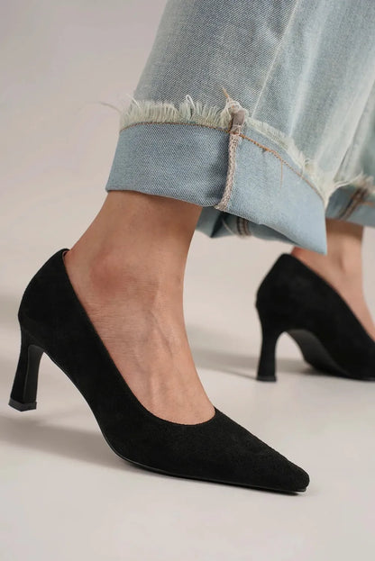 Beast Fashion Faux Suede Point Toe Pumps Black - Fashorio