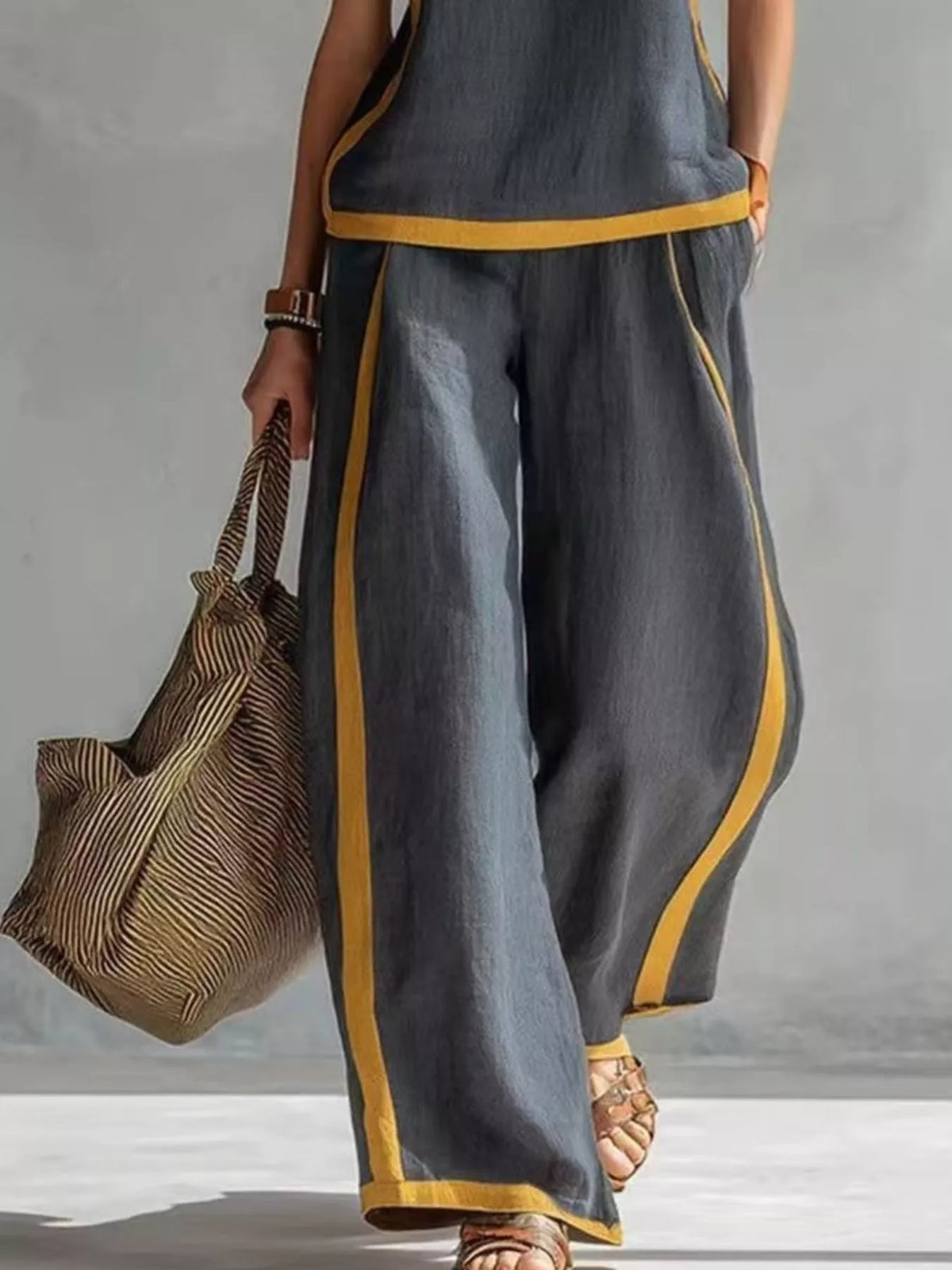 Tank top wide leg pants set side view