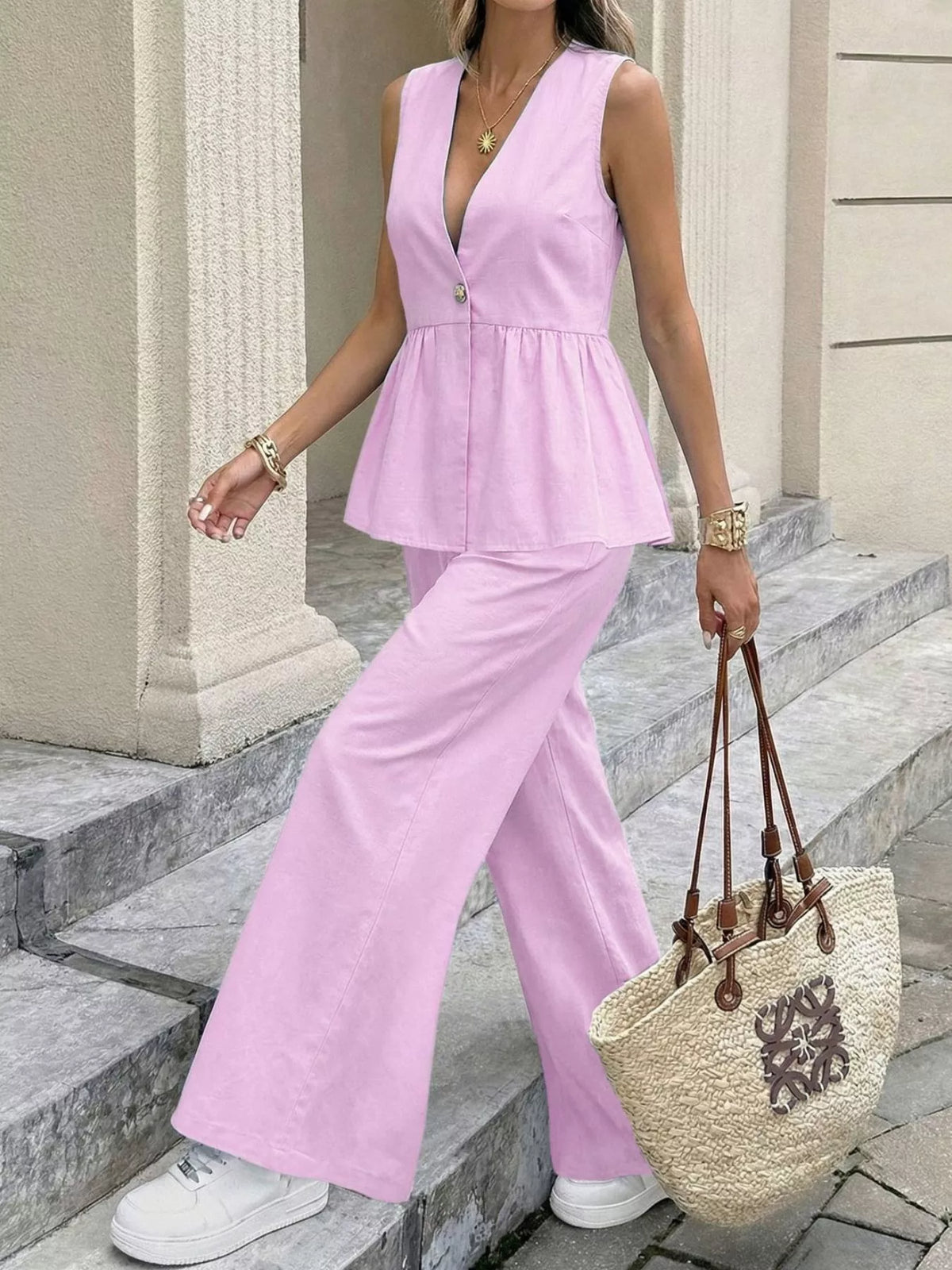V neck peplum pants fabric texture