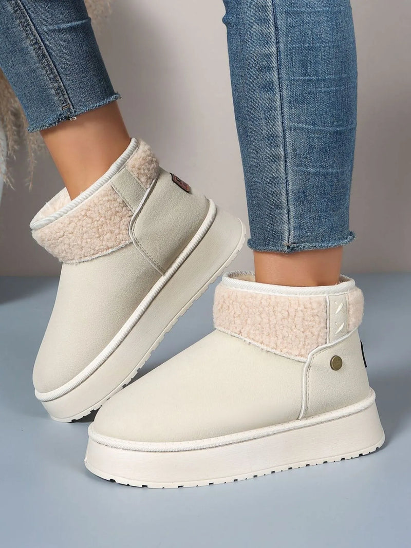 Sherpa lined platform winter boots front view