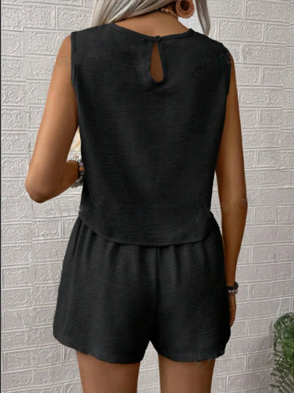 Round Neck Sleeveless Top and Shorts Set - Fashorio