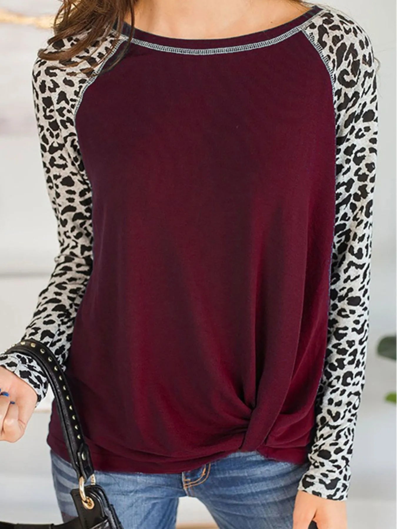 Leopard Print Raglan Sleeve Twist Hem T-Shirt Burgundy - Fashorio