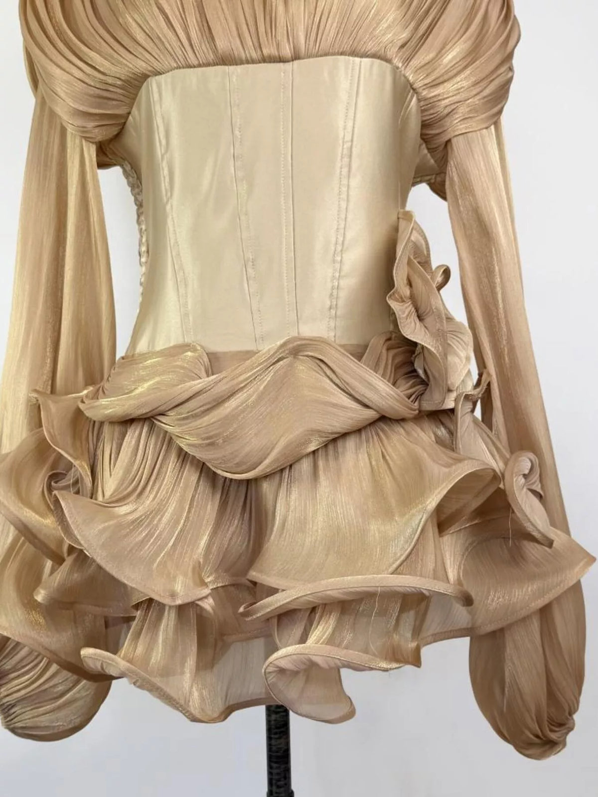 Mini dress hem and ruffle detail