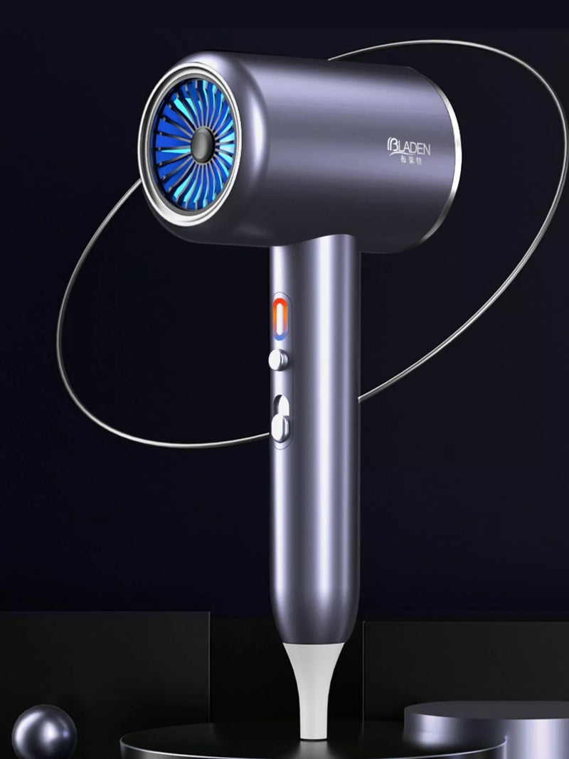 Lightweight household hair dryer