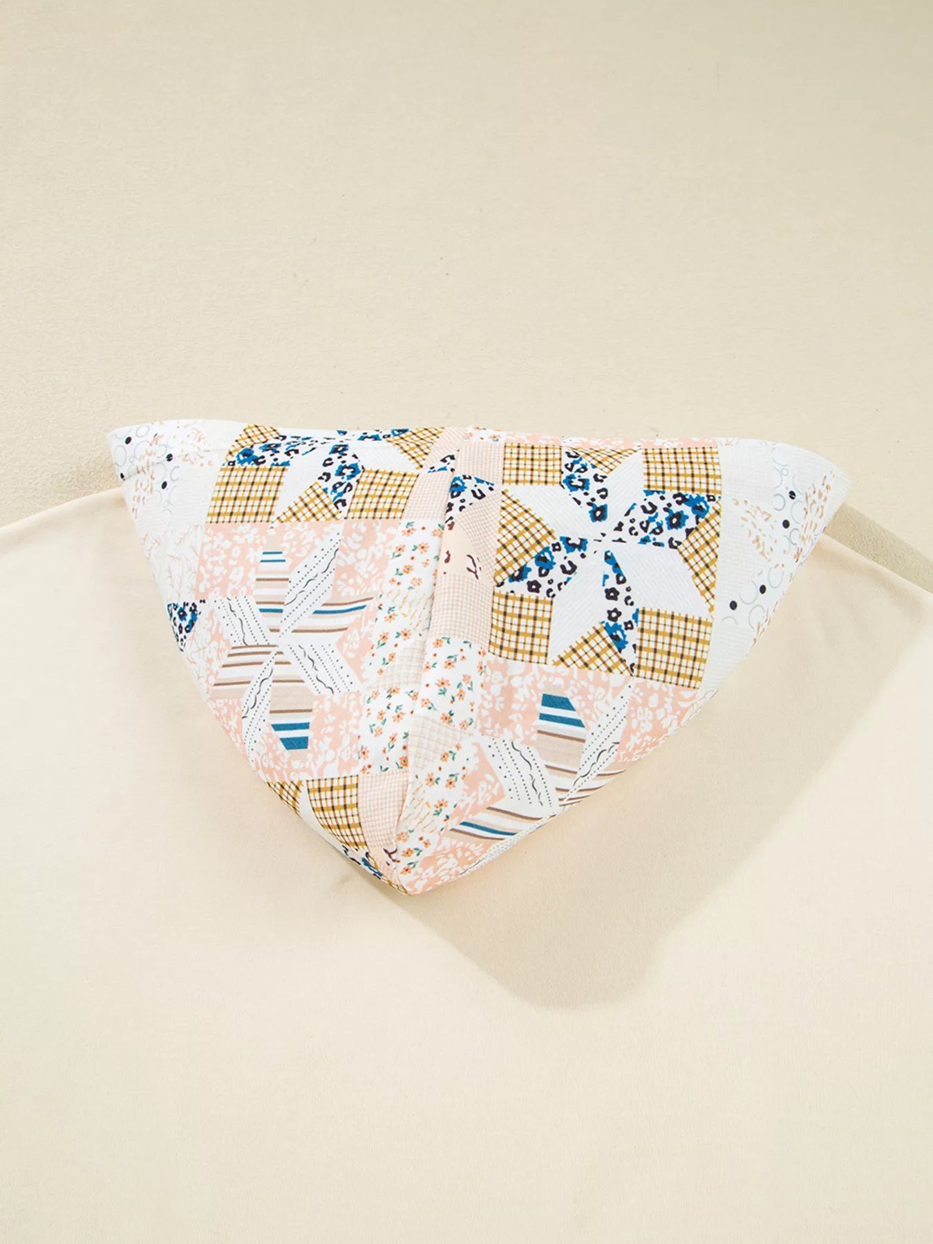 Geo Pattern Patchwork Hoodie with Kangaroo Pocket - Fashorio