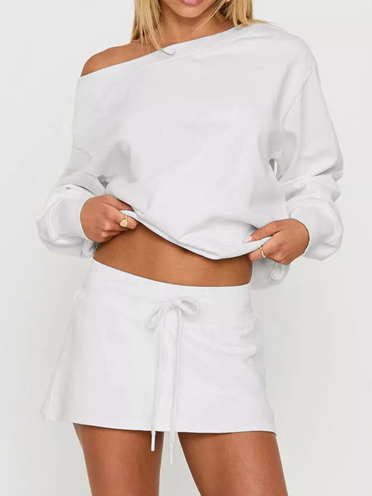 Mini skirt detail of two piece set
