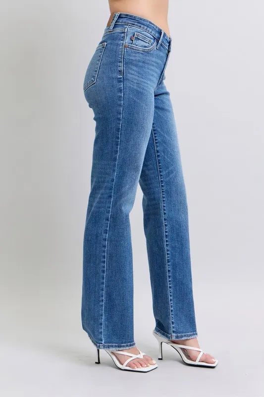 Judy Blue Full Size High Waist V-Front Vintage Wash Straight Jeans Plus Size - Fashorio