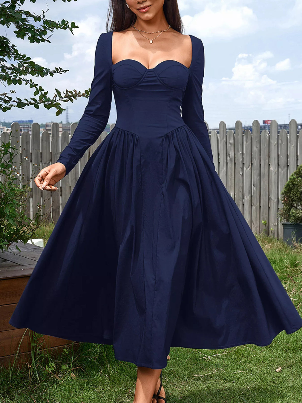 Sweetheart neck midi dress detail close up