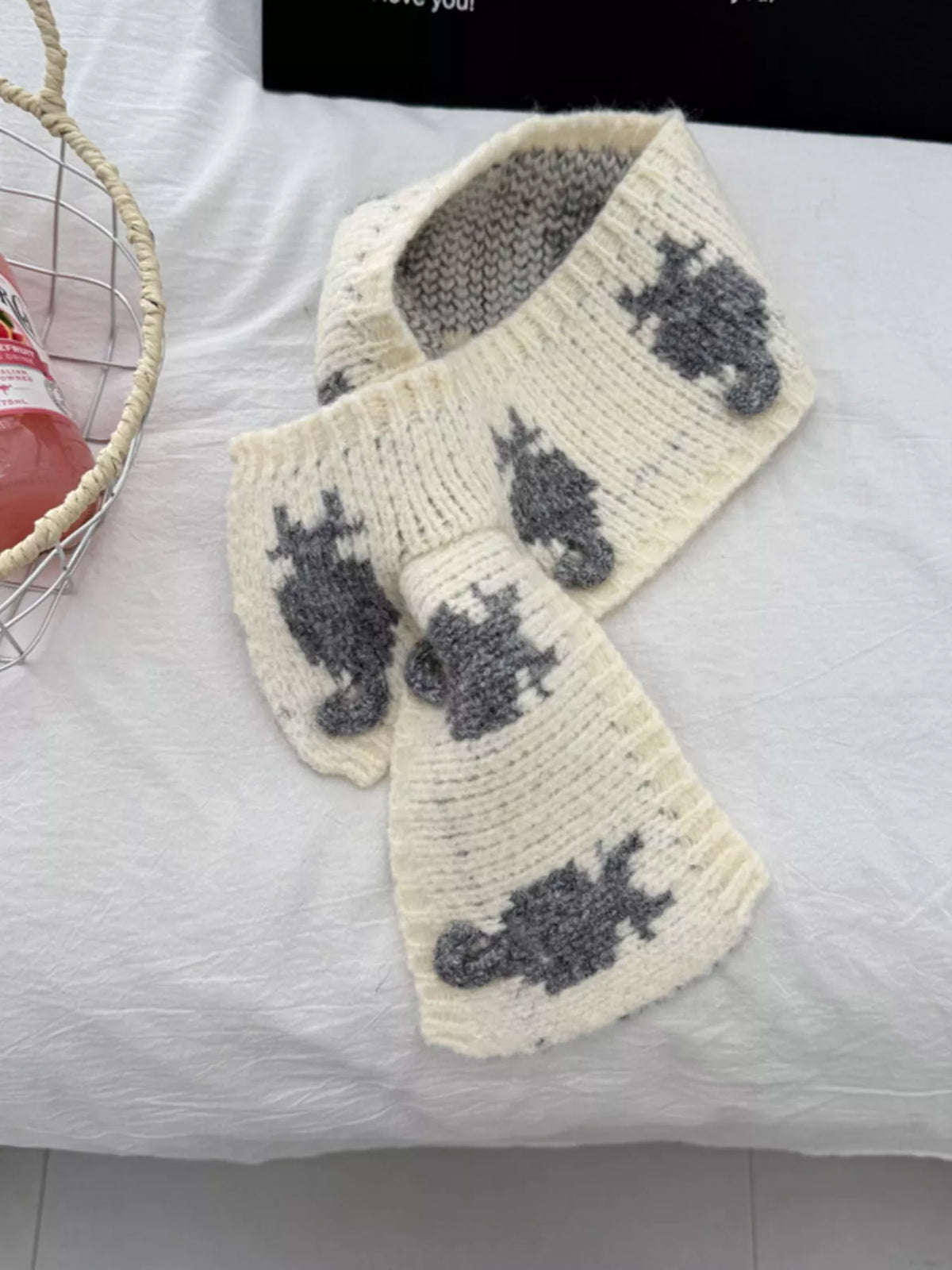Off white knitted contrast pattern scarf
