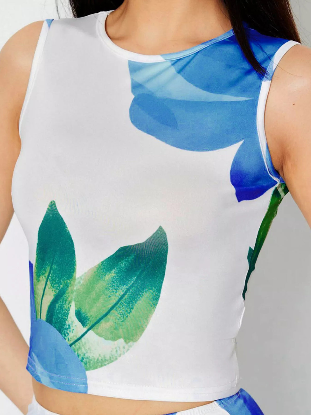 Bodycon maxi skirt detail of two piece set