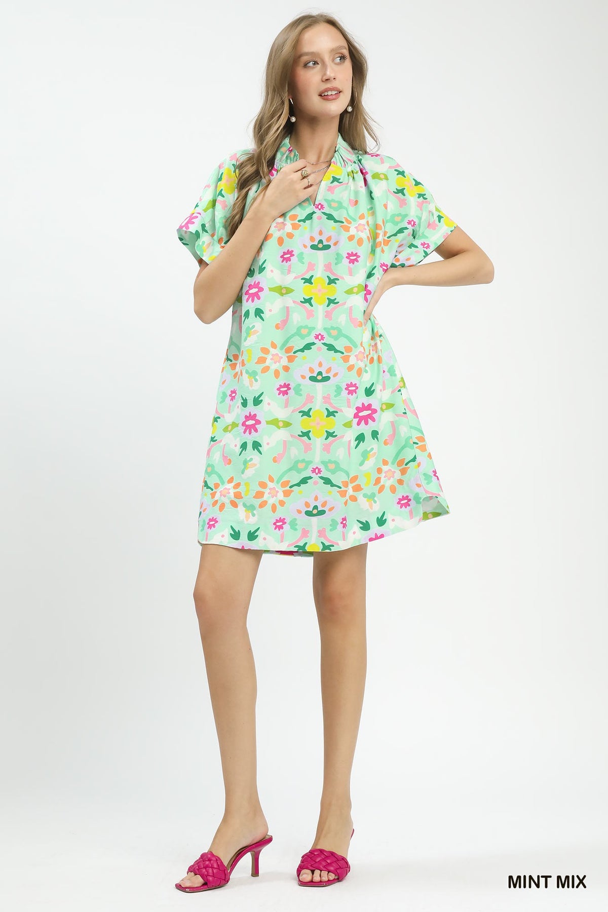 Abstract Floral Shift Dress in Mint detail