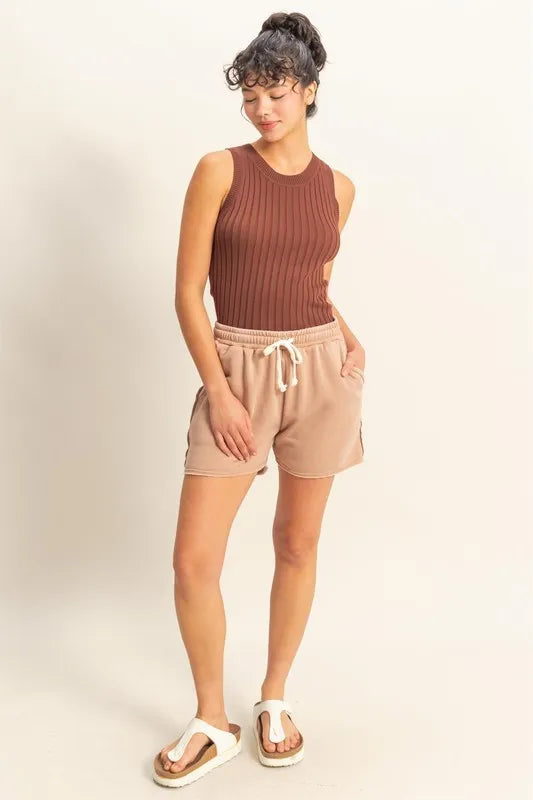 Stretchy Ribbed Round Neck Sweater Tank in Brown detail