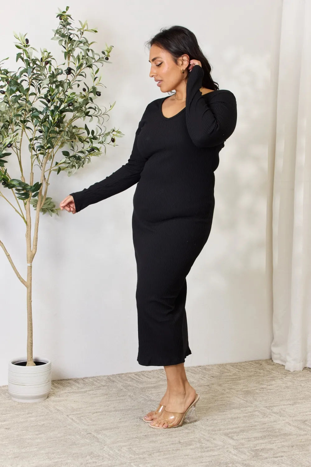 Ribbed Long Sleeve Midi Slit Dress detail