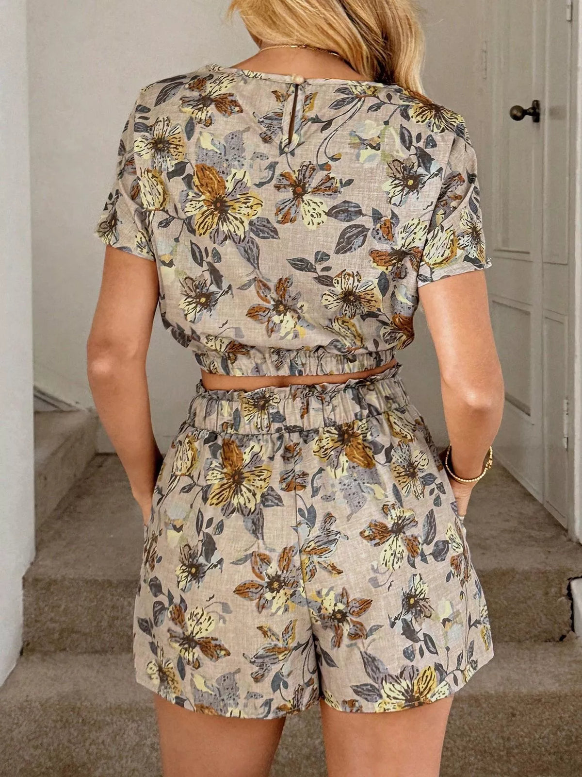 Floral Print Crop Top and Shorts Set, view 8