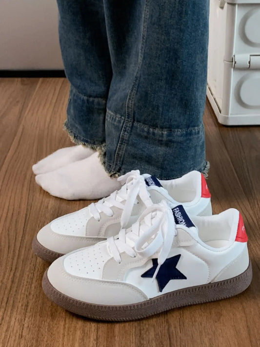 Contrast Star Lace-Up Athletic Sneakers - Fashorio