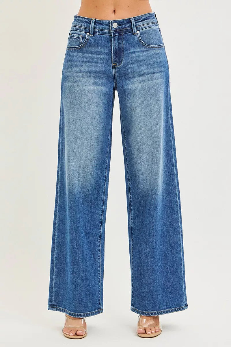 RISEN baggy jeans back view with pockets