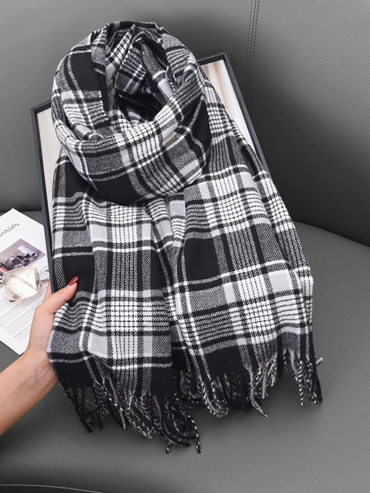 Plaid tassel hem winter scarf plaid pattern detail