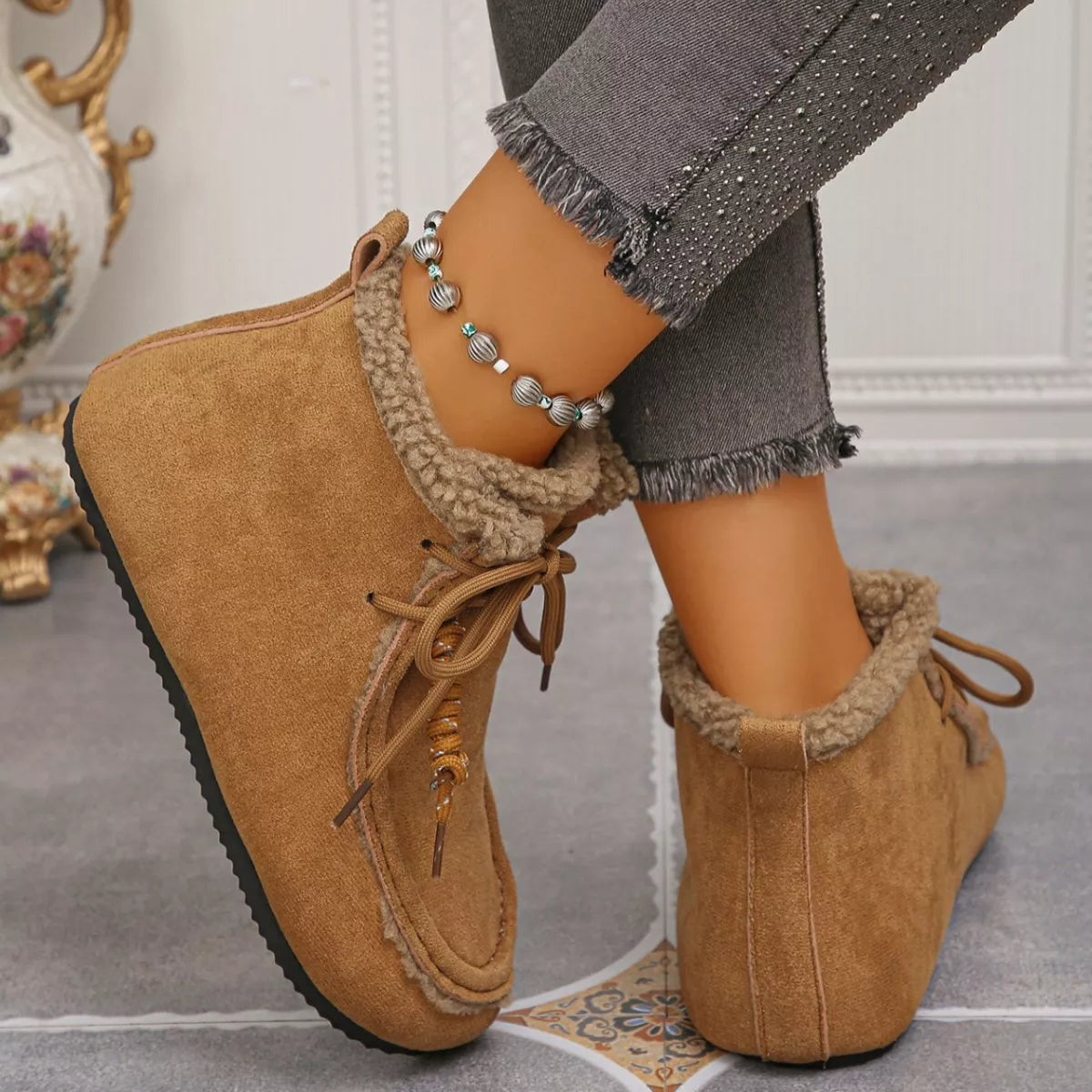 Plush lined ankle boots toe close up