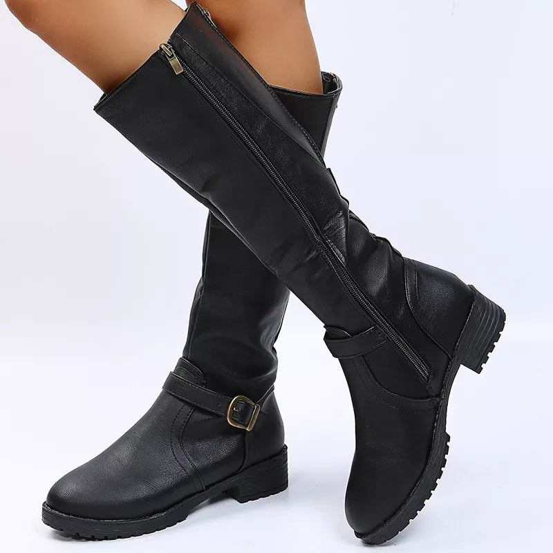 Round Toe Low Block Heel Boots heel and sole detail