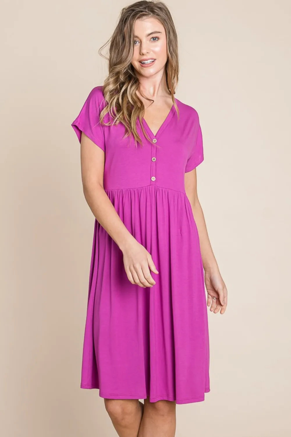 V Neck Short Sleeve Dress detail