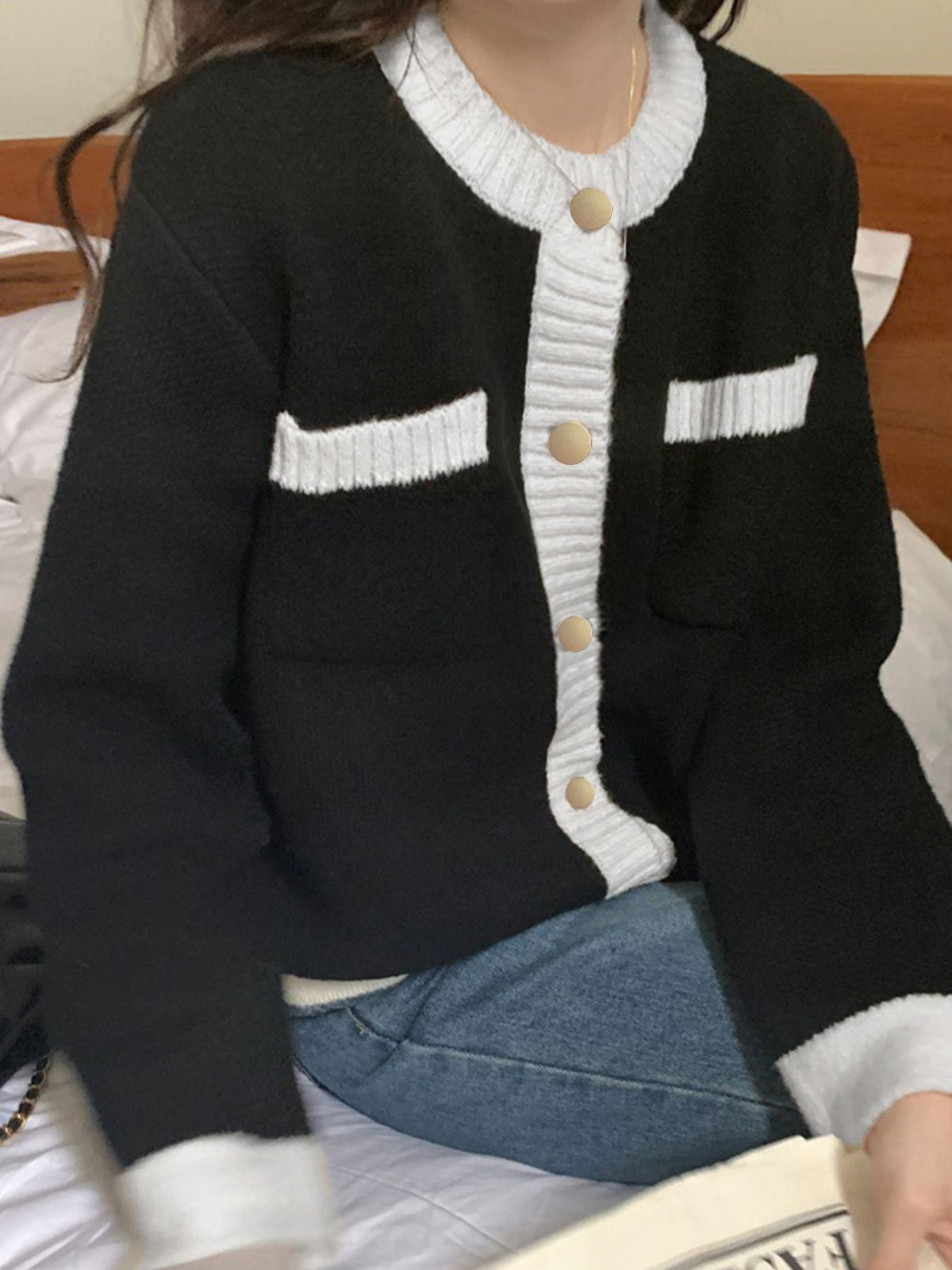 Contrast trim cardigan green tone