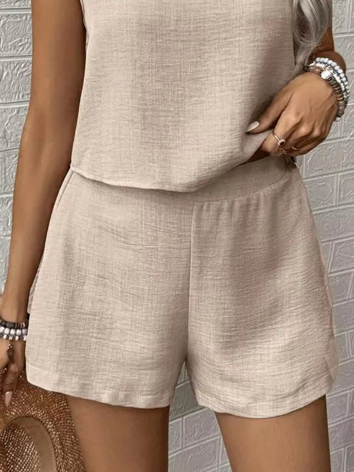 Round neck lace tank and shorts styling view