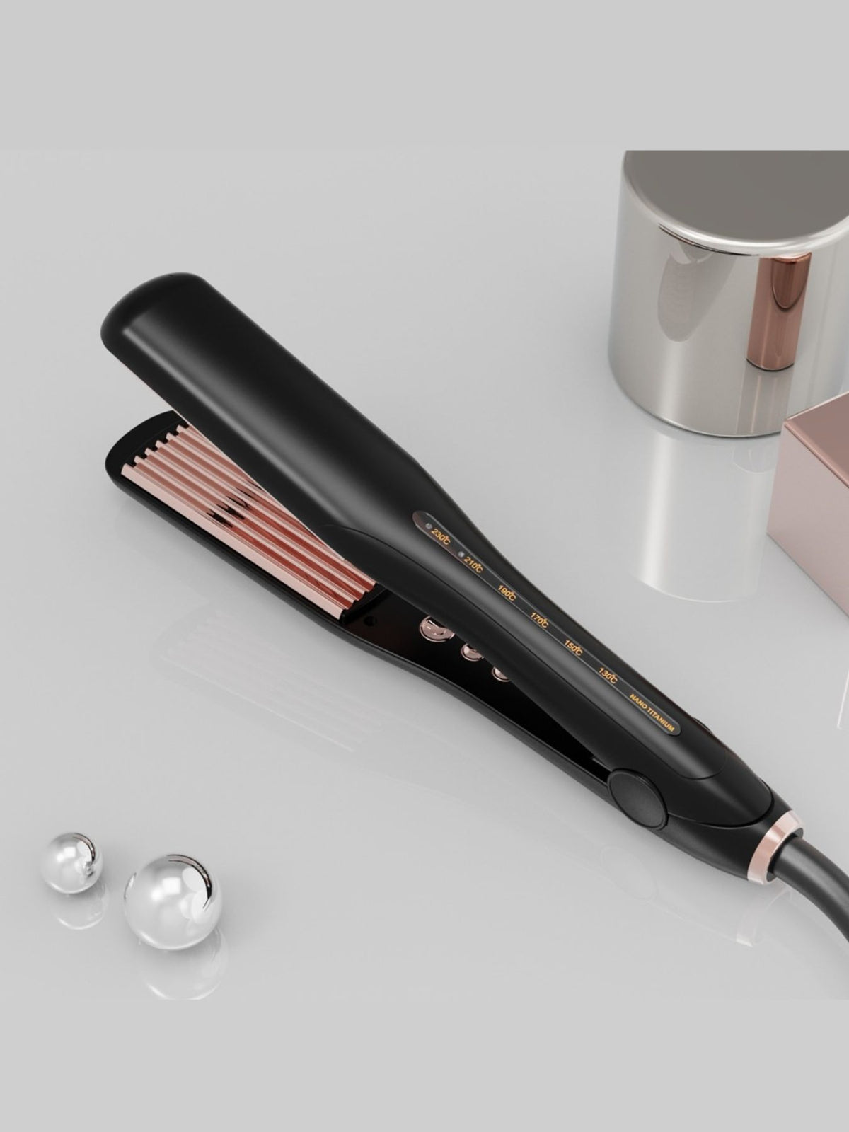 Black straightener full product view