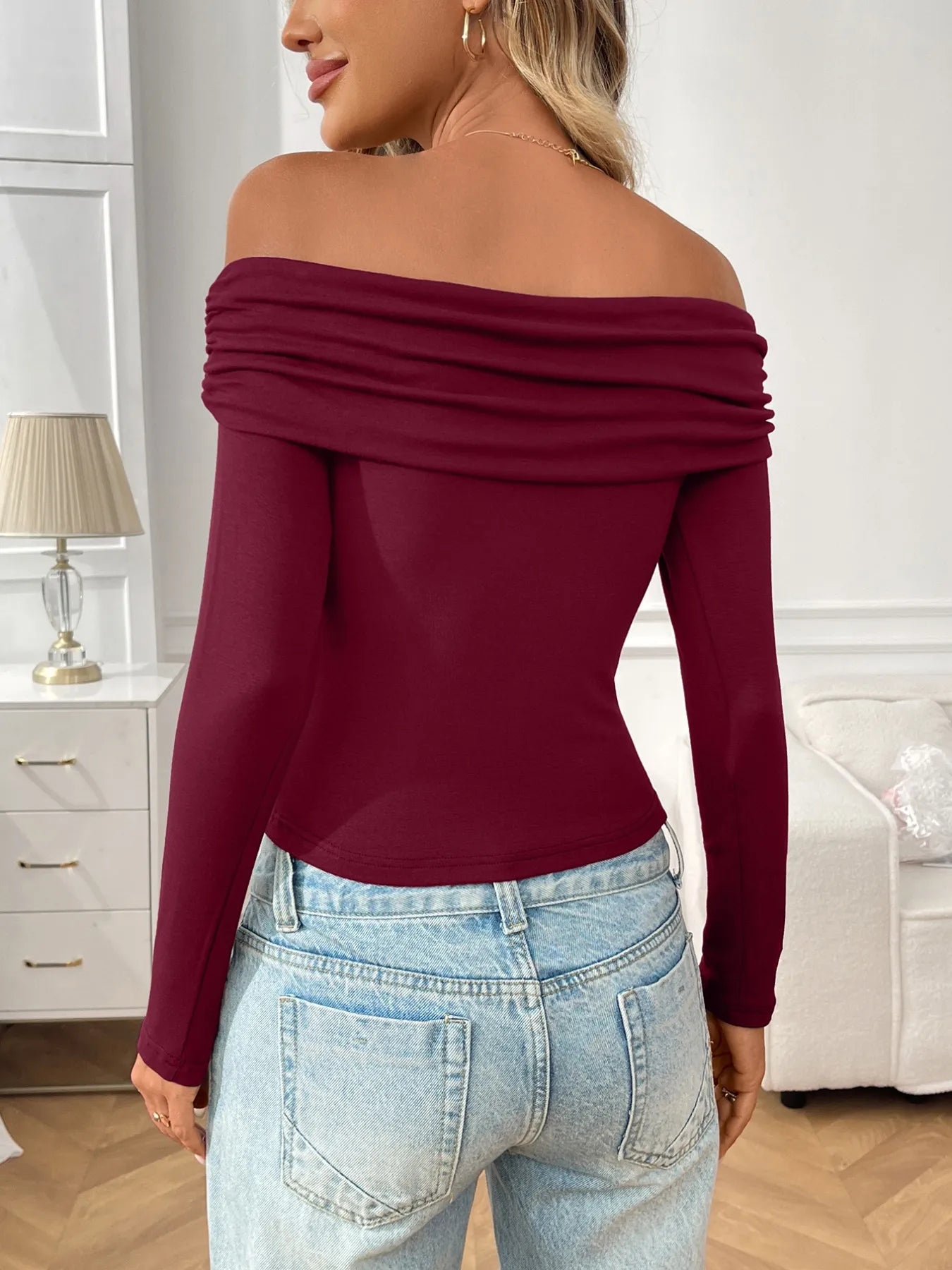Off-Shoulder Long Sleeve Fitted T-Shirt - Fashorio