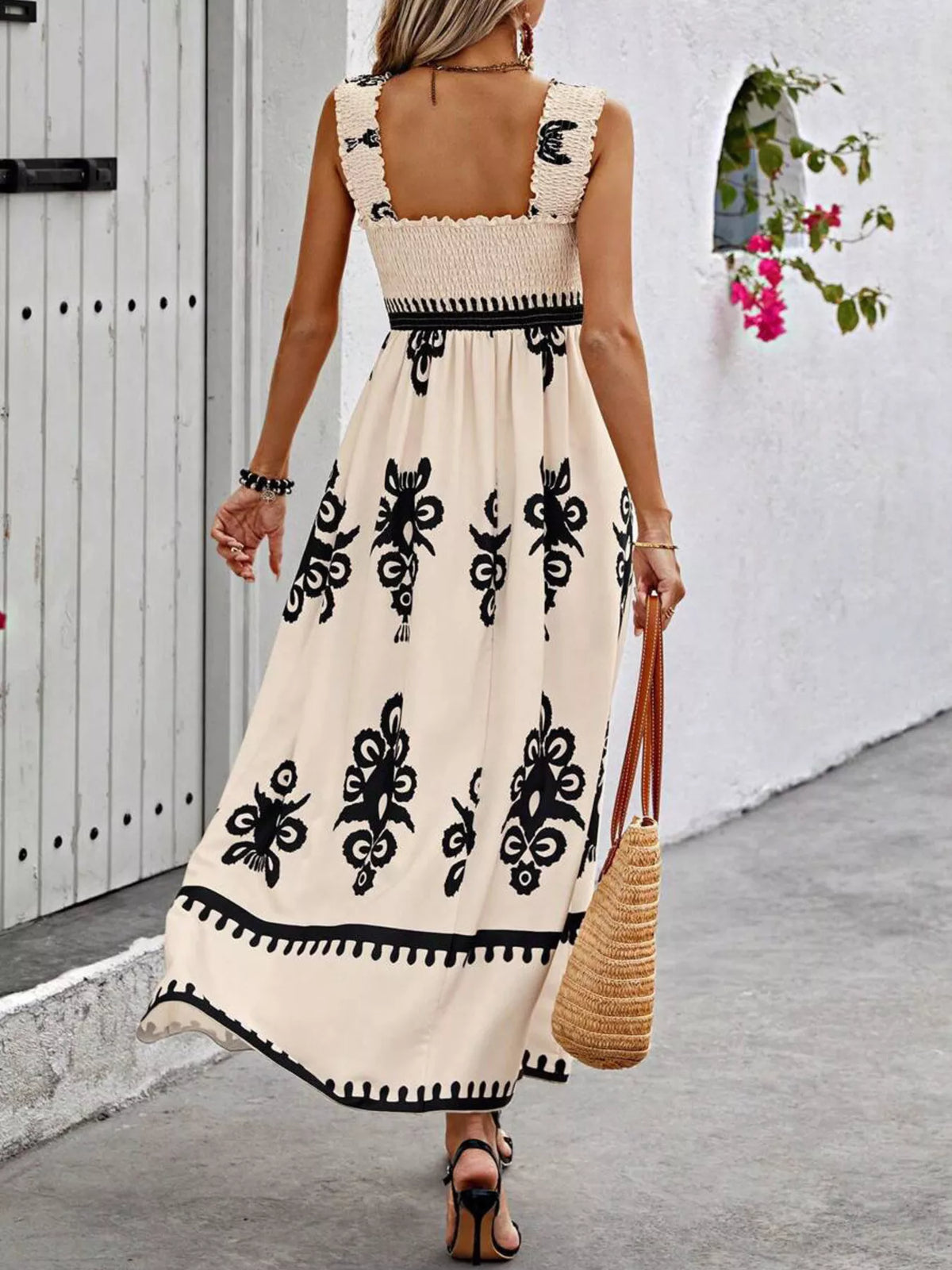 printed square neck smocked maxi dress fabric detail