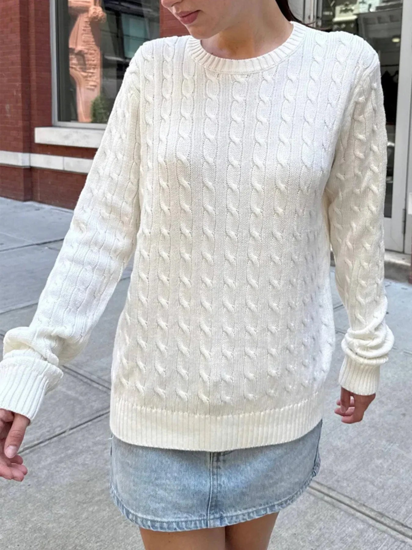 Cable-Knit Round Neck Pullover Sweater - Fashorio