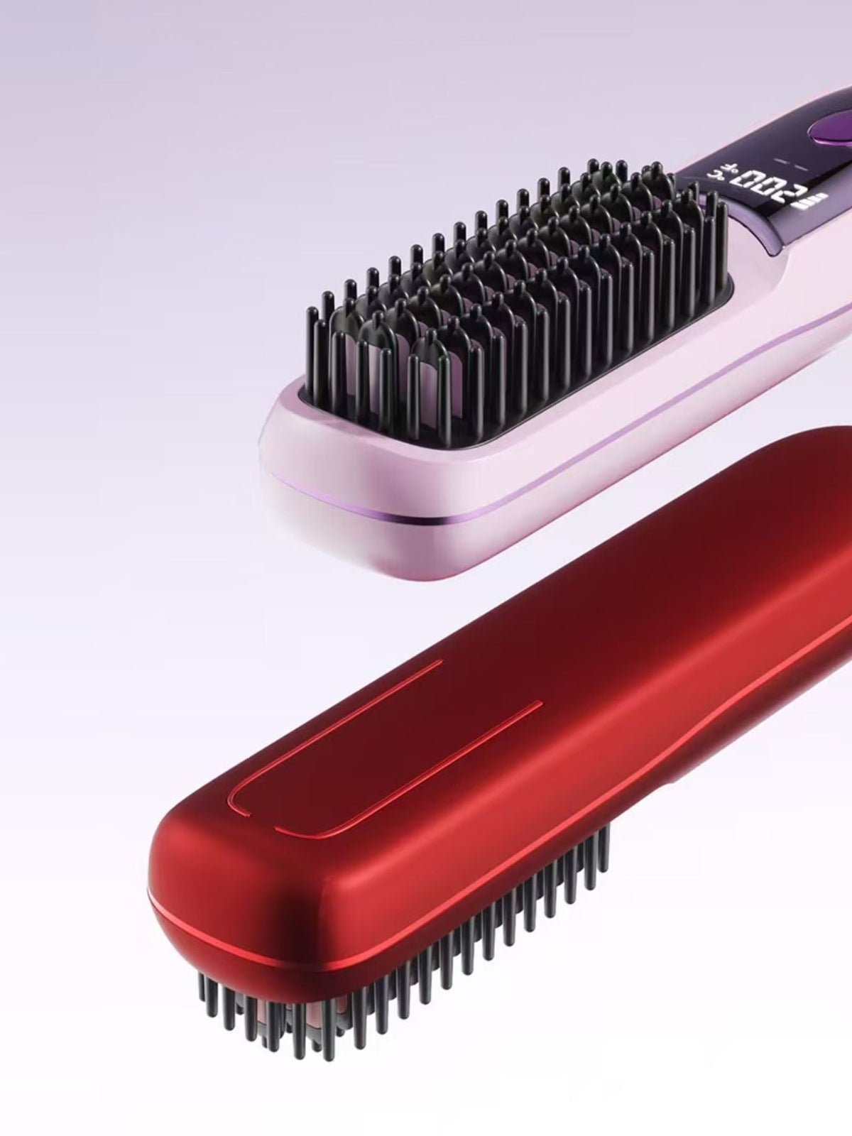 Straightening comb in burgundy