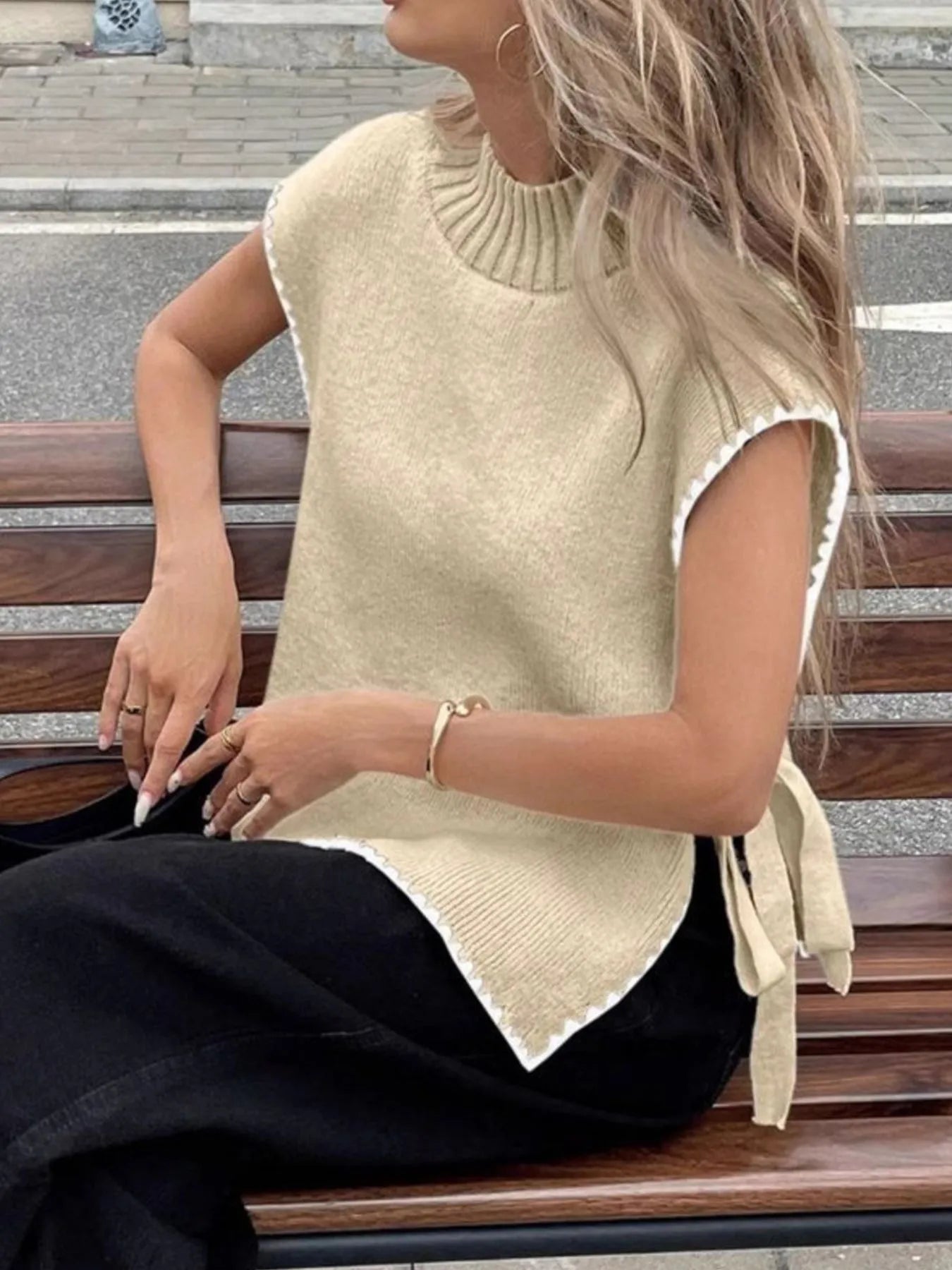 Ribbed Turtleneck Sweater Vest with Contrast Trim Beige - Fashorio