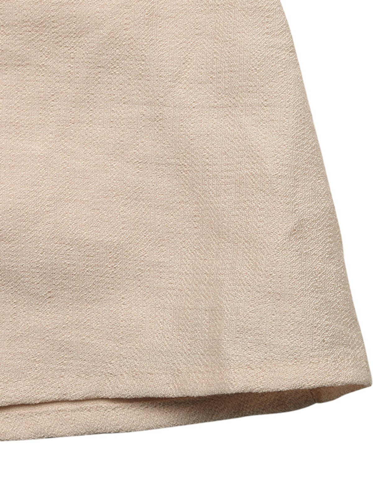 Detail of the waistline on the halter dress