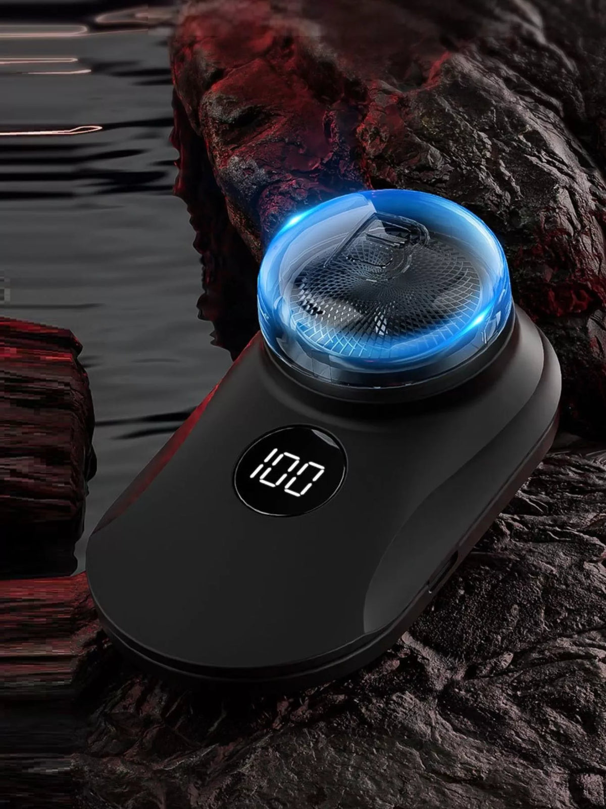 Portable shaver size in palm