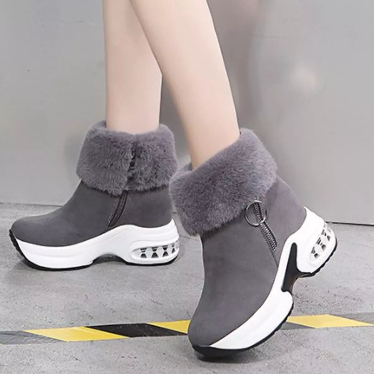 Fuzzy platform ankle boots upper detail