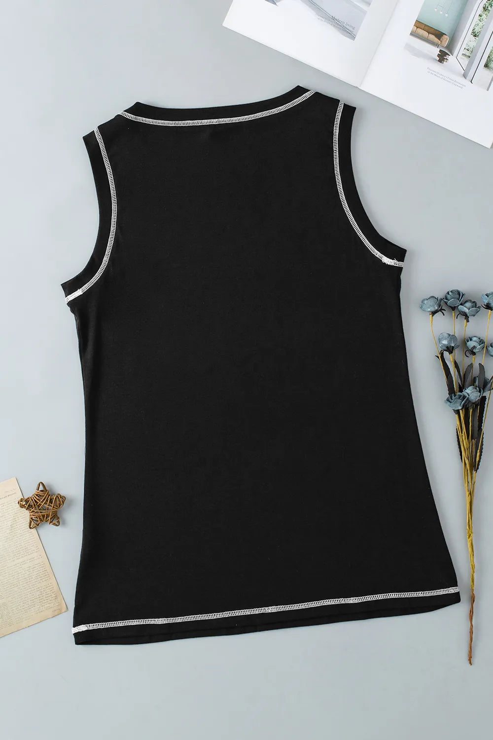 Casual black graphic tank top full styled look