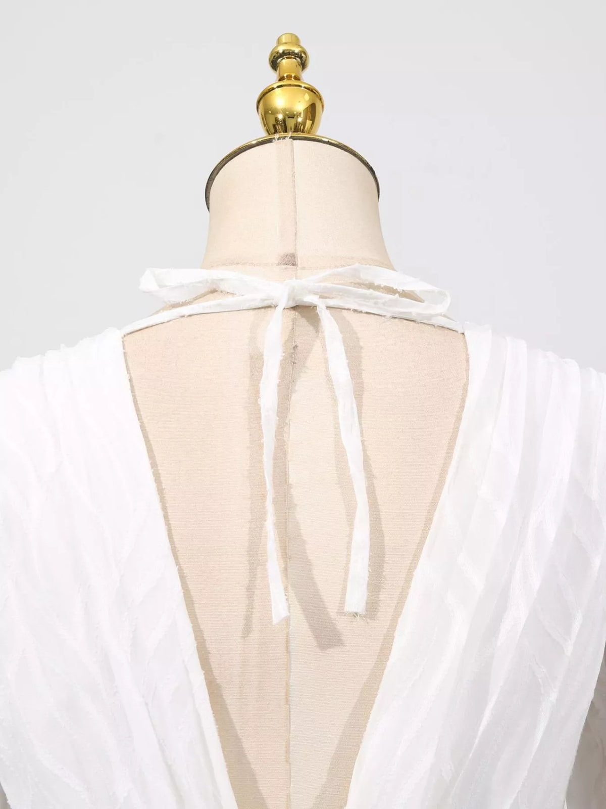 V neck long sleeve maxi dress close up texture