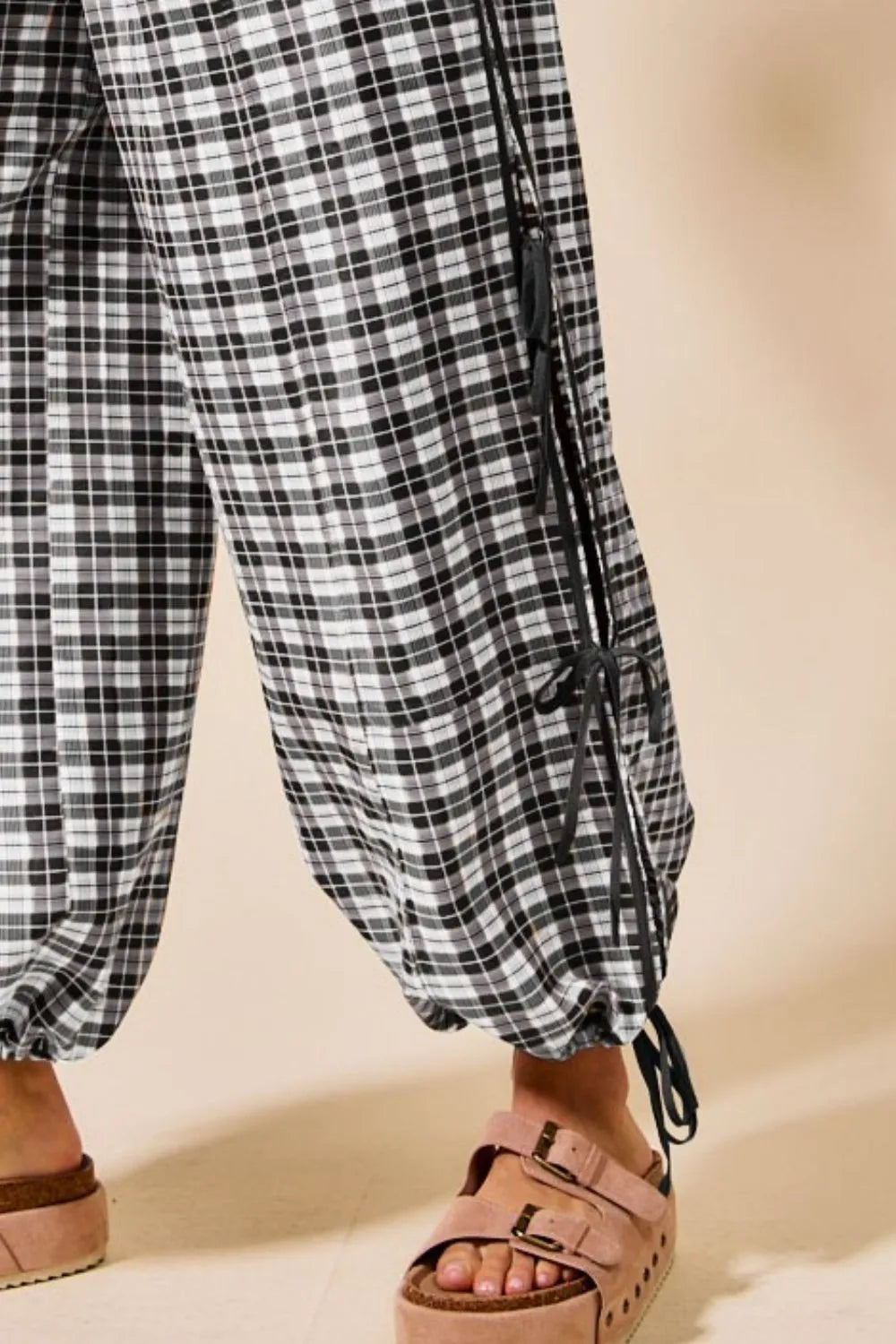 SO ME Plaid Elastic Waist Balloon Pants - Fashorio