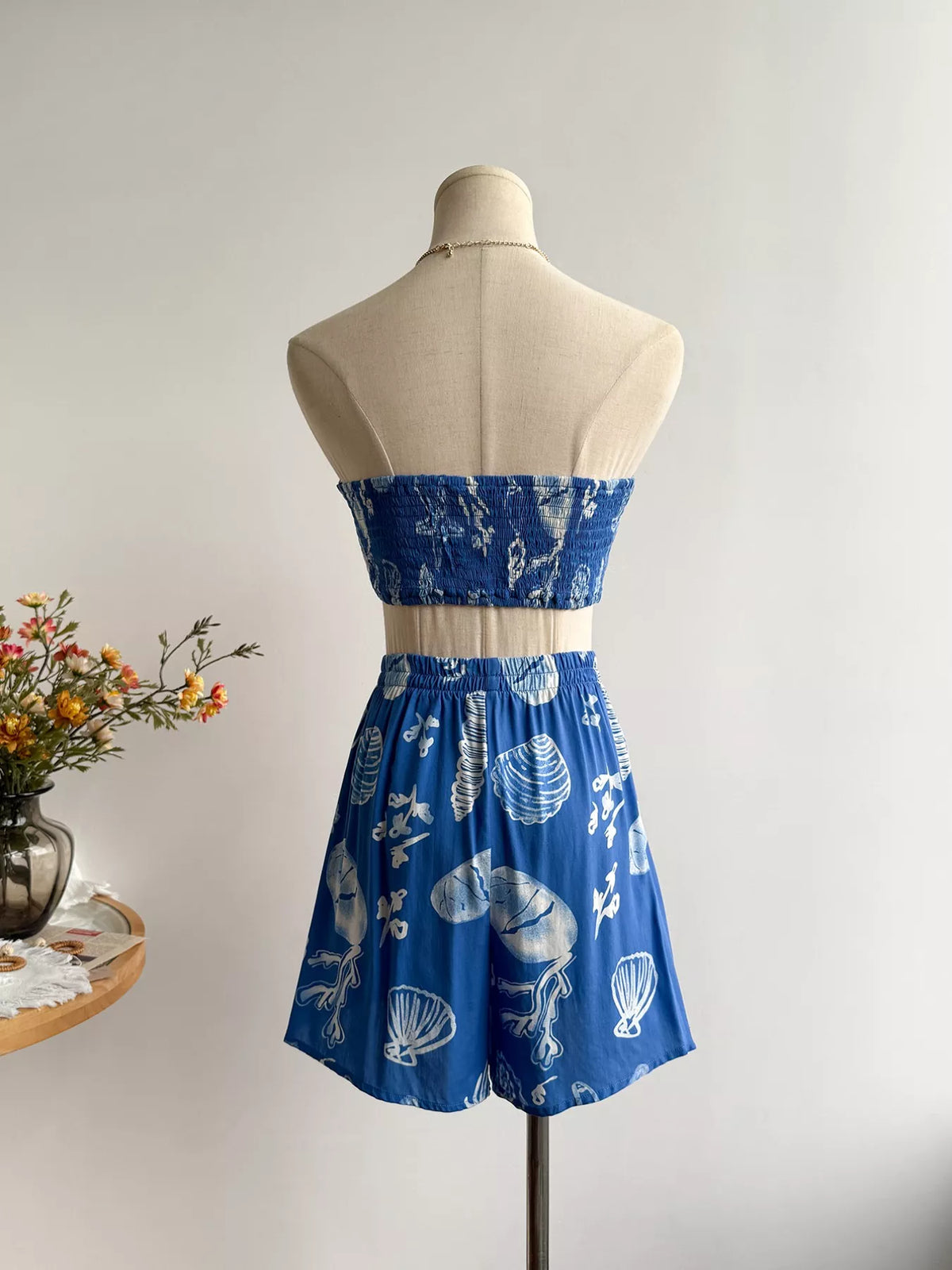 Seashell print three piece summer set side view